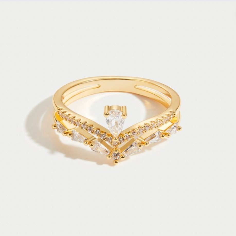 Aura - Eleganten kristalni prstan