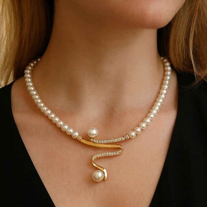 Komplet z naravnih s necklace in uhani.