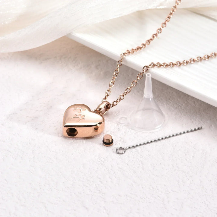Spominski nakit za hišne ljubljenčke – Srčkast obesek s odtisom tačke